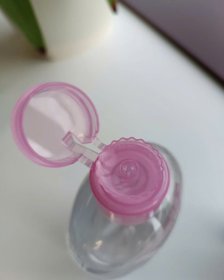 Ảnh thật nắp bật chai nước tẩy trang YA SAMAYA Rose
